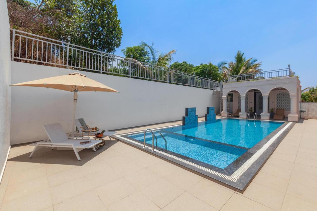 Bellevue Palace By Stayvista - Lavish Abode With A Pool, Landscaped Lawn, Gazebo & Adventure Activities Nashik Exterior foto